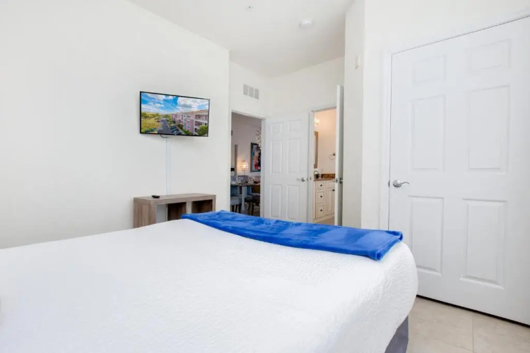 Updated Condo Near Conv Ctr, I-drive & Universal!