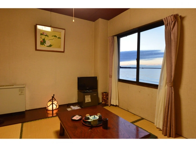 Economy room with ocean view
