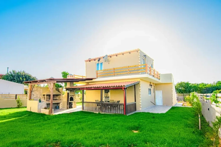3 Bedrooms Cottage