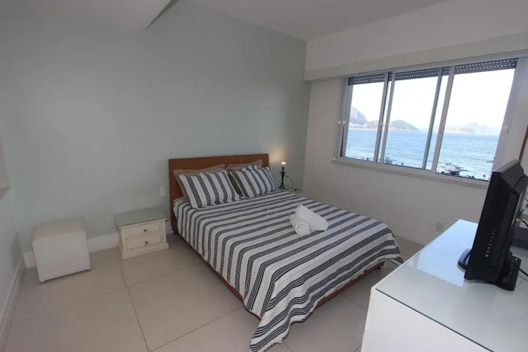 LinkHouse BeachFront Copacabana