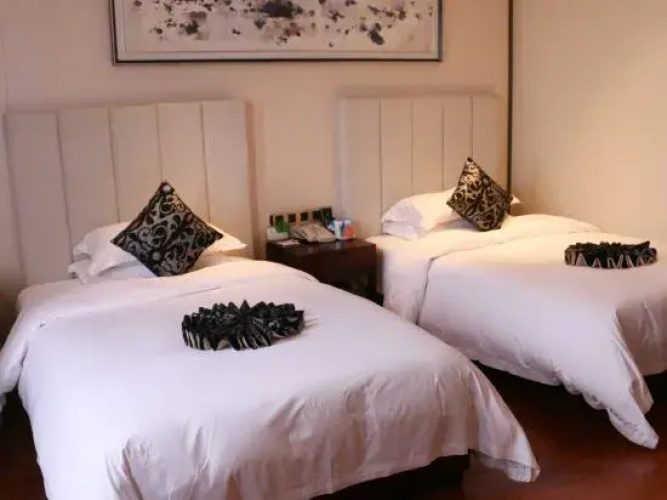 Hailong Hotel
