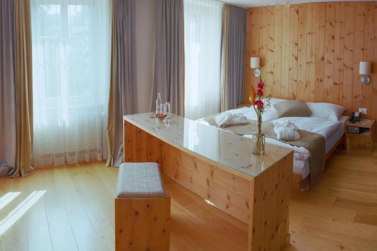 Adula Hotel