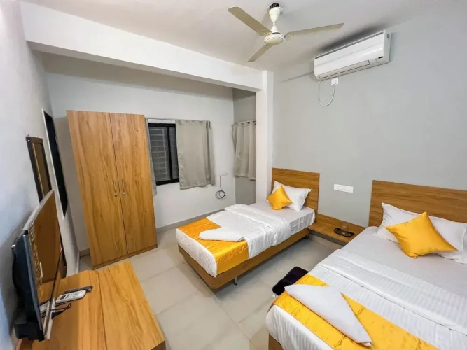 Standard Twin Family room