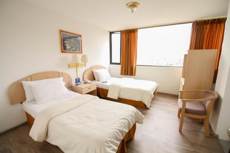 Deluxe Twin room