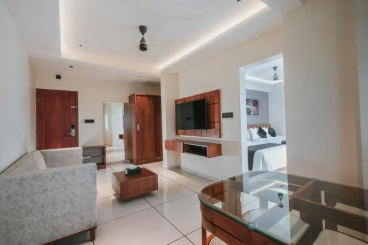 Quadruple Suite