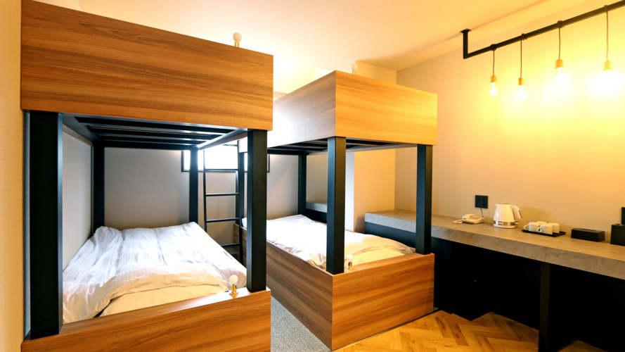 Standard Quadruple room