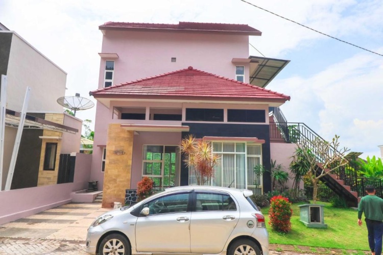 3 Bedrooms Villa
