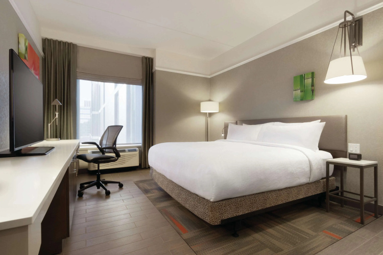 Hilton Garden Inn Calgary Downtown