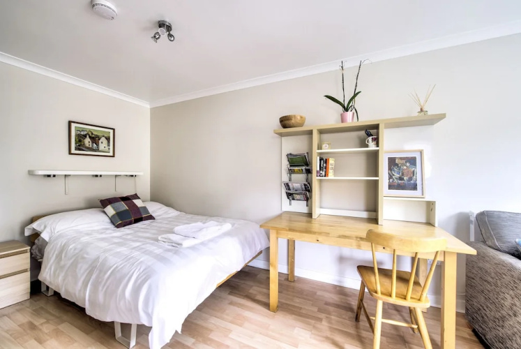 Dean Village Studio Apartment