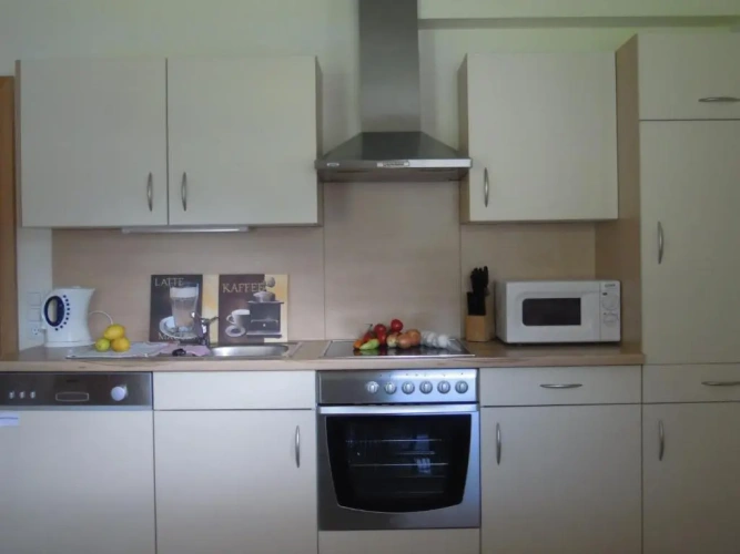 3 Bedrooms Apartment