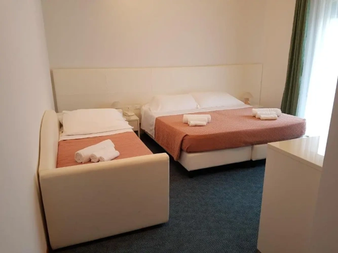 Superior Triple room