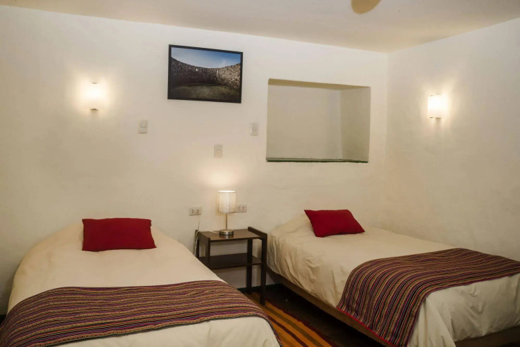 Hostal Corihuasi