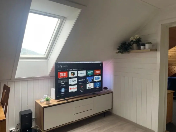 Arctic Skyview Retreat in Tromso - With Parking