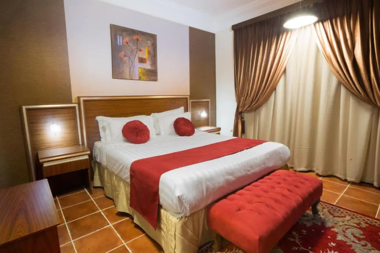 Safari Hotel Apartment