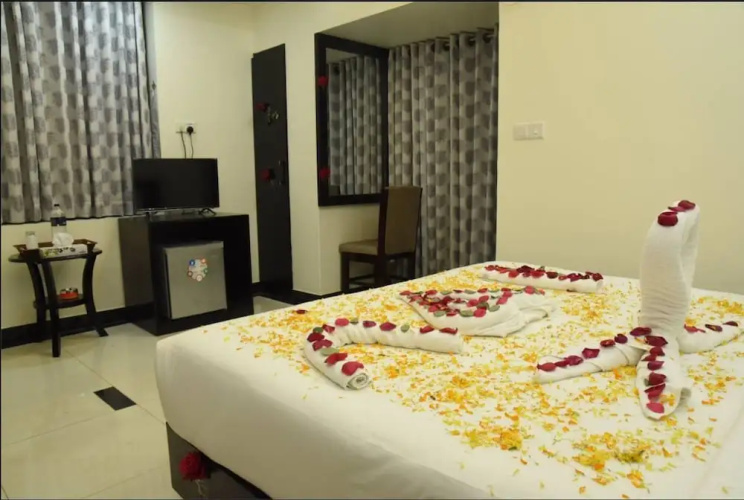 Hotel Elaf International