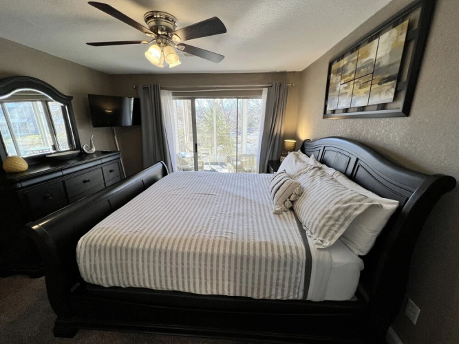 Meadowbrook 10-2 2 Bedroom Condo