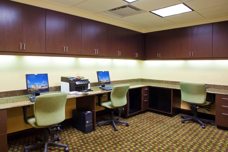 Holiday Inn Express Columbus - Dublin photo 24