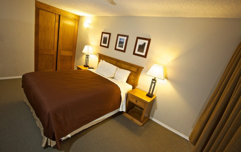 Tantalus Resort Lodge