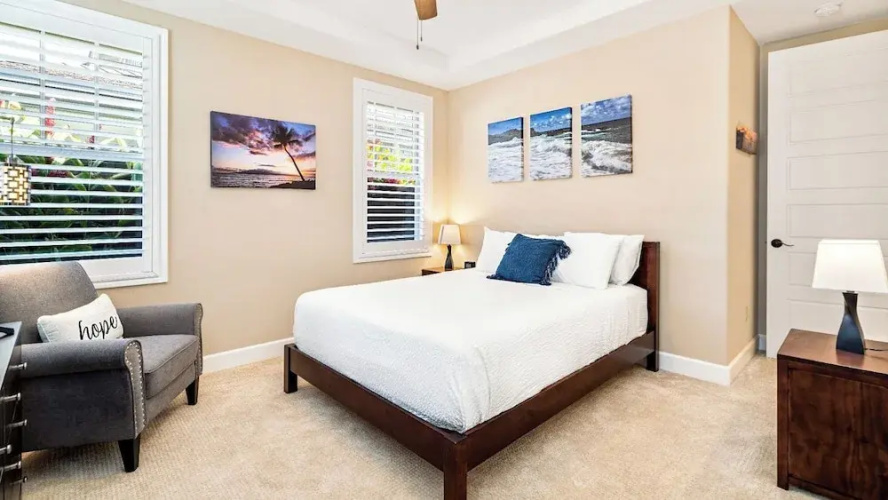 Private Yard and Outdoor Area - AC & Shared Pool - Golf Views - Vrkcv