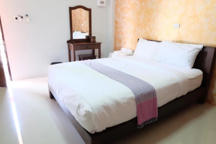 Benya Hotel
