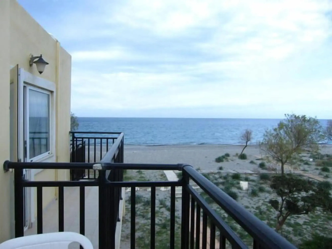 Baladinos Beach Apartment