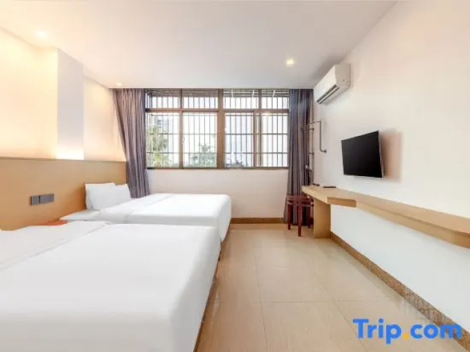 Nanjing Business Hotel