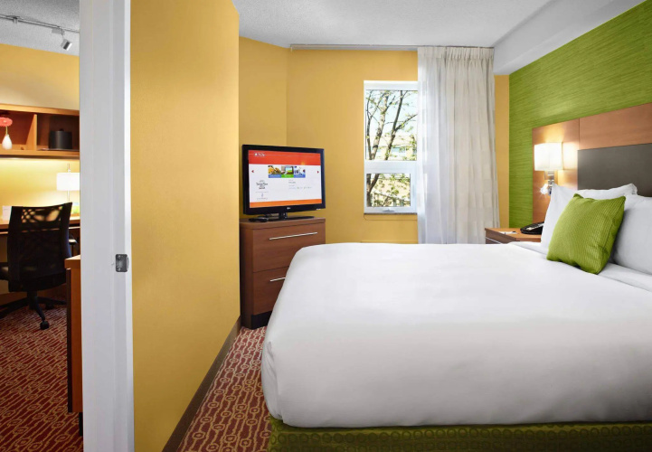 TownePlace Suites Mississauga - Airport Corporate Centre photo 6