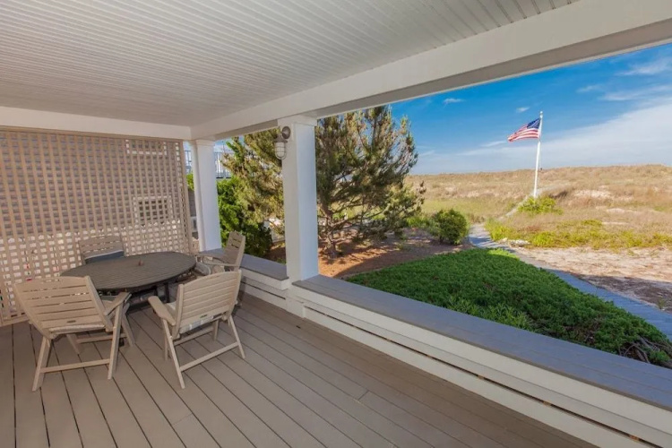 6506 A Oceanfront - 4 Br Cottage