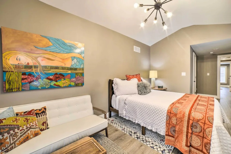 Pittsburgh Home: Walkable Location!
