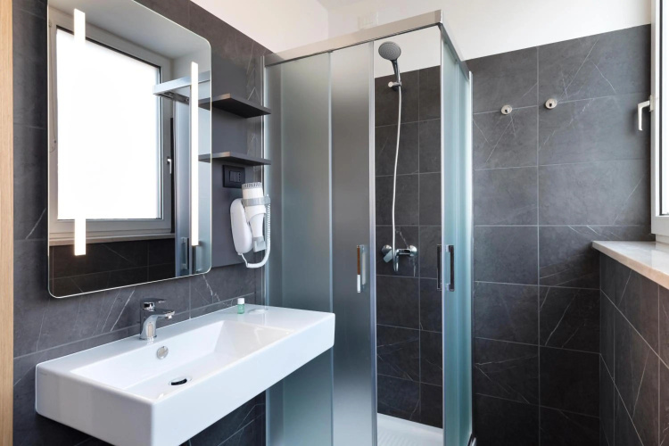 B&B HOTEL Bolzano photo 12