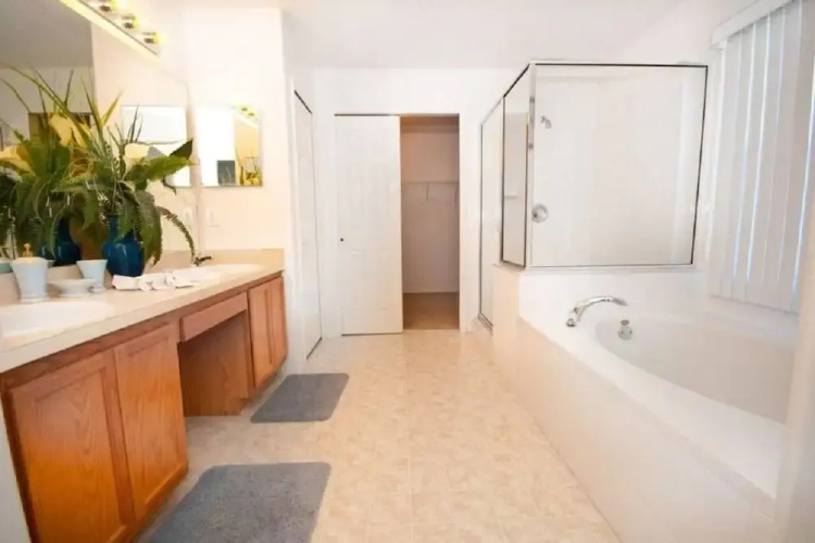 Ref 29 Modern 4 Bed Villa With own Pool