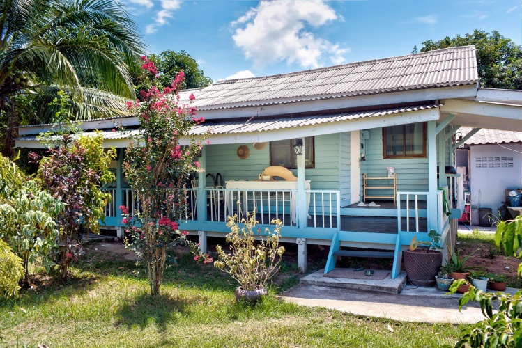 2 Bedrooms Quadruple Bungalow with balcony