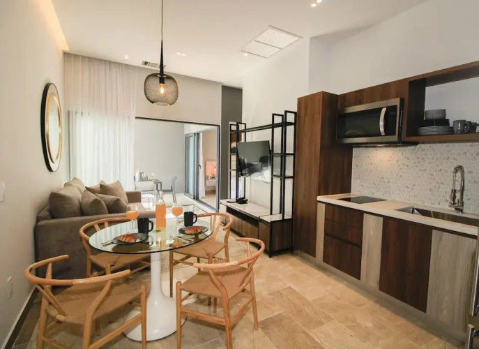 2 Bedrooms Luxury Suite with balcony and with ocean view