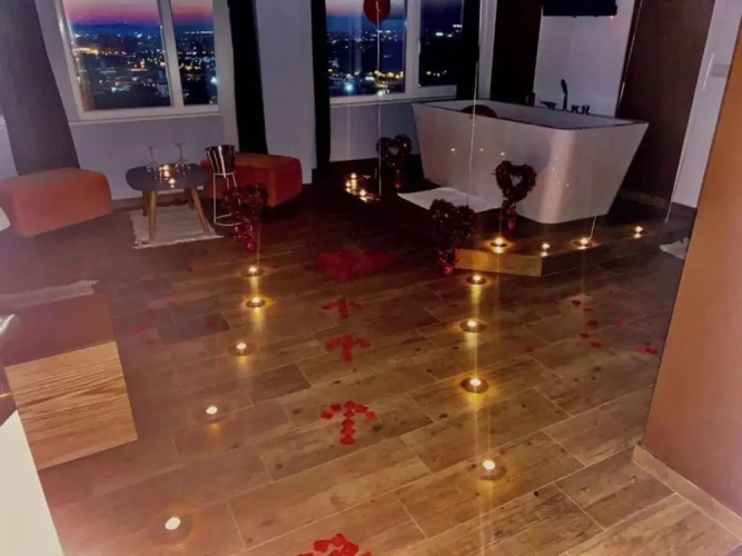 Suite with balcony and with lake view