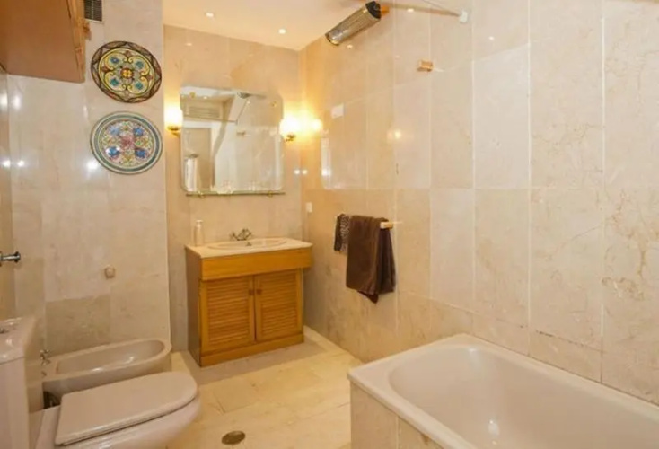 Apartment in Marbella, Malaga 102955