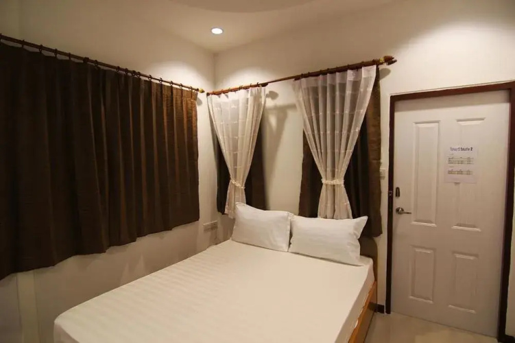 Rojanavee Resort