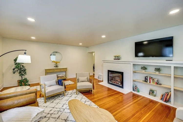 3 Bedrooms Cottage