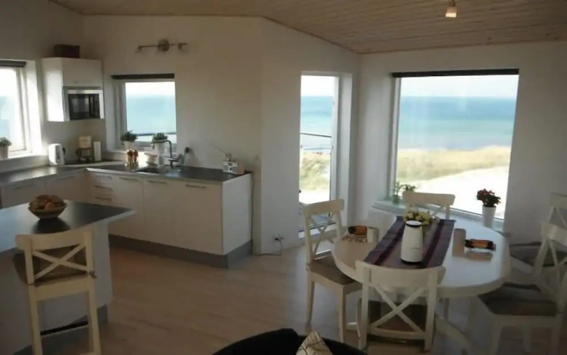 2 Bedrooms Cottage with balcony and with ocean view