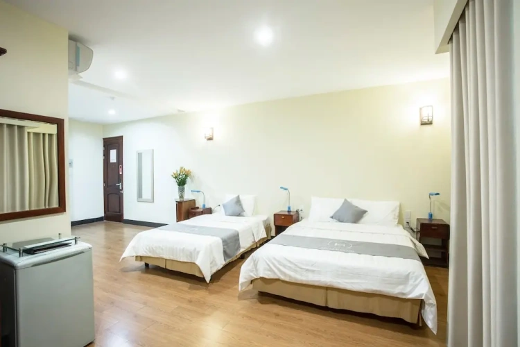 1 Bedroom Standard Twin Family room with balcony and with city view