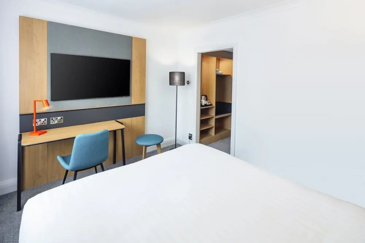 Standard Super King Double room