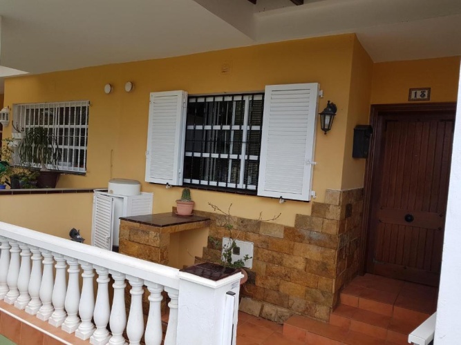 3 Bedrooms Apartment