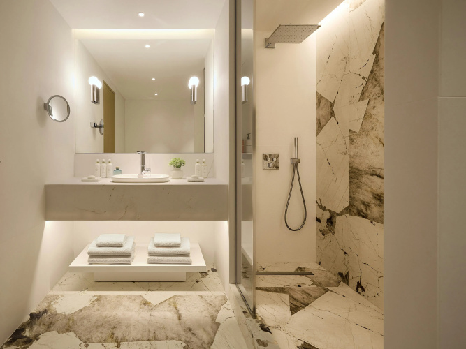 Vouliagmeni Suites photo 11