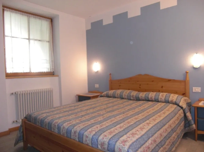2 Bedrooms Apartment with mountain view