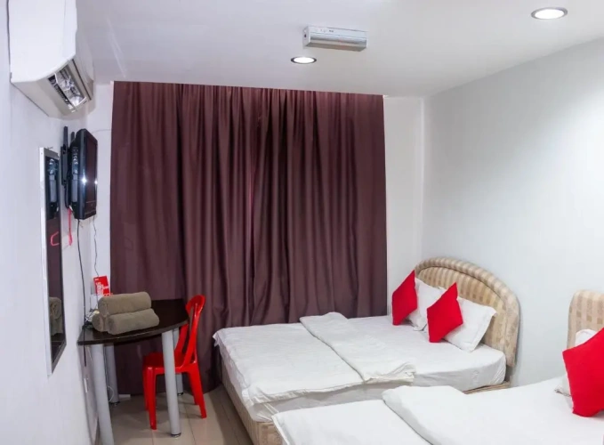 Standard Triple room