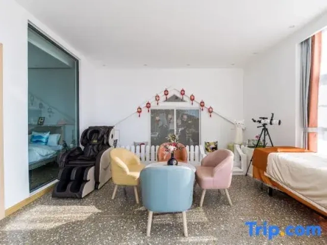 Suite with lake view