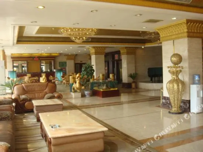 Long Yi Hotel