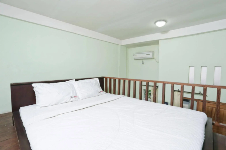 Super OYO 91495 Hotel Indah Residence