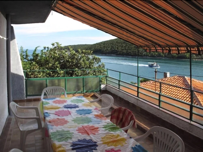 Apartment Dragica