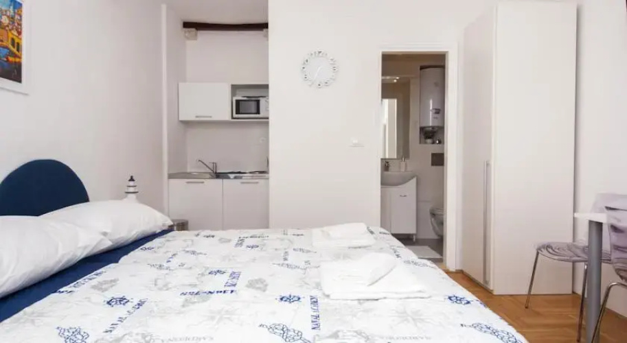 Rooms Marko Old Town