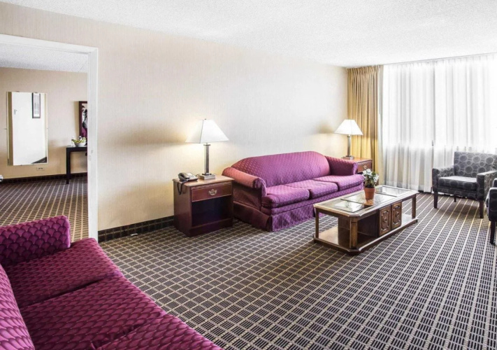 Clarion Hotel Denver Central
